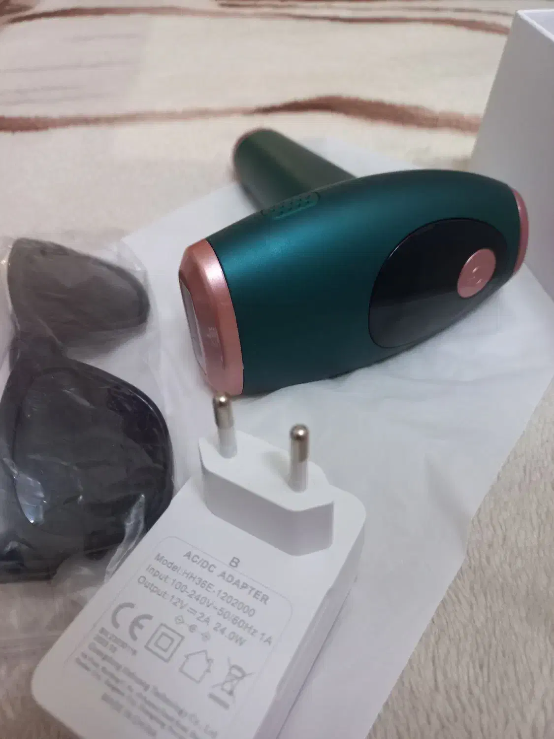 دستگاه لیزر خانگی فیلیپس|آرایشی، بهداشتی، درمانی|اردبیل, |دیوار