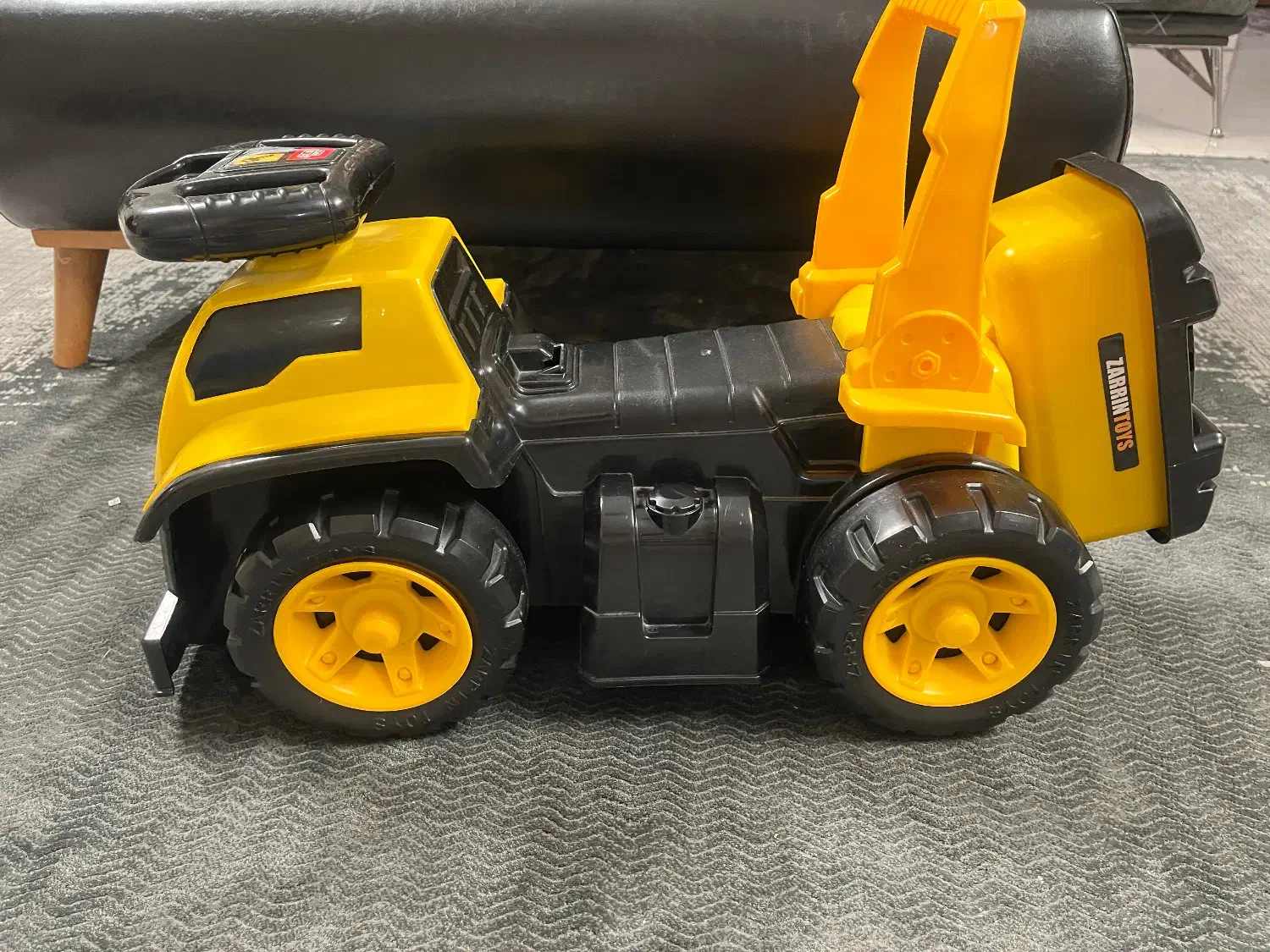 ماشین حمل بچه|اسباب‌بازی بچه|مشهد, استاد یوسفی (شهرک غرب)|دیوار