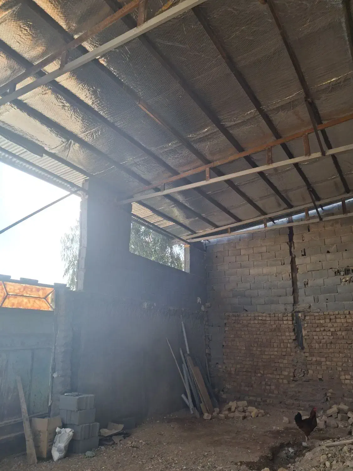 سوله نیمه کاره فروشی|فروش دفتر صنعتی، کشاورزی، تجاری|ساوه, |دیوار