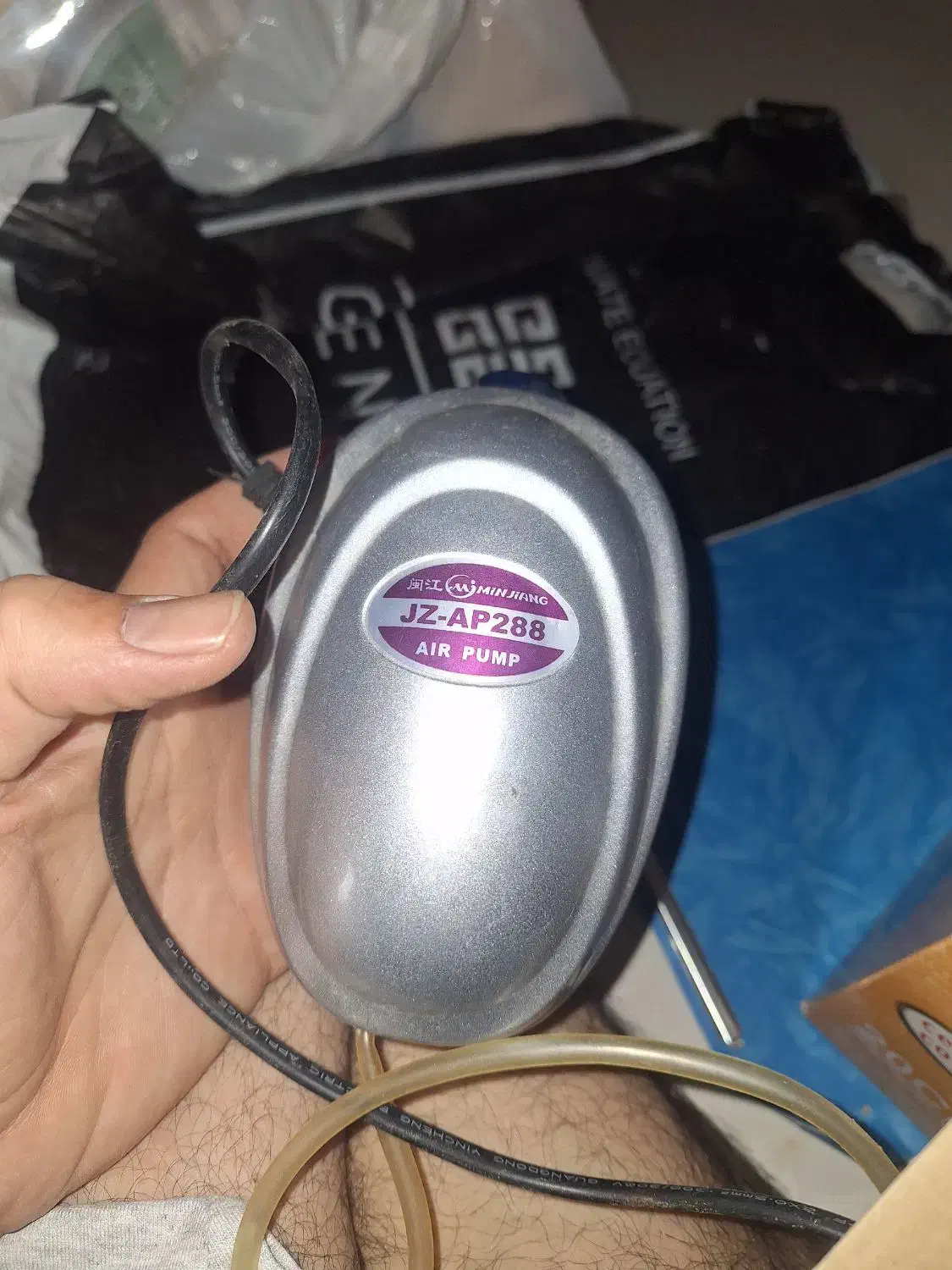 پمپ هوای آکواریوم، دو خروجی هوا|ماهی|رودهن, |دیوار