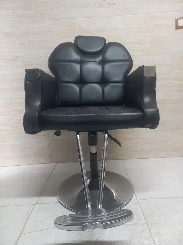 صندلی آرایشگاهی|آرایشگاه و سالنهای زیبایی|خرمآباد, |دیوار