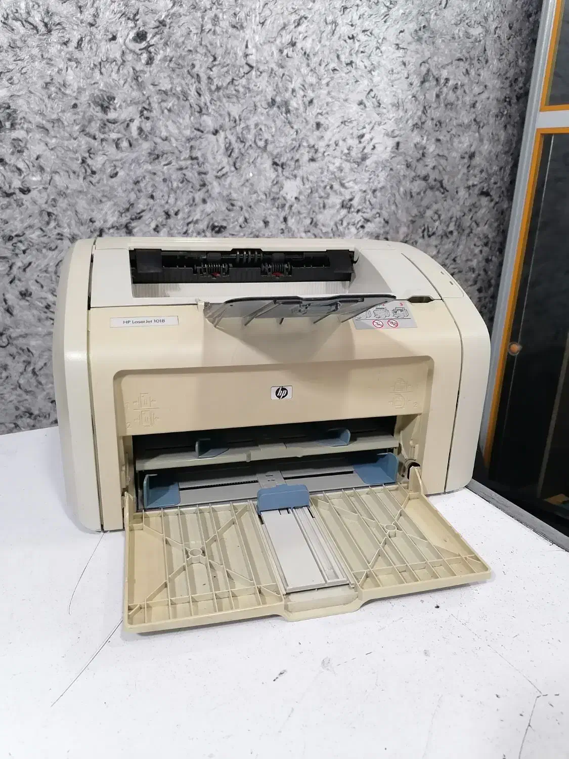 پرینتر لیزری HP 1018|پرینتر، اسکنر، کپی، فکس|ایلام, |دیوار