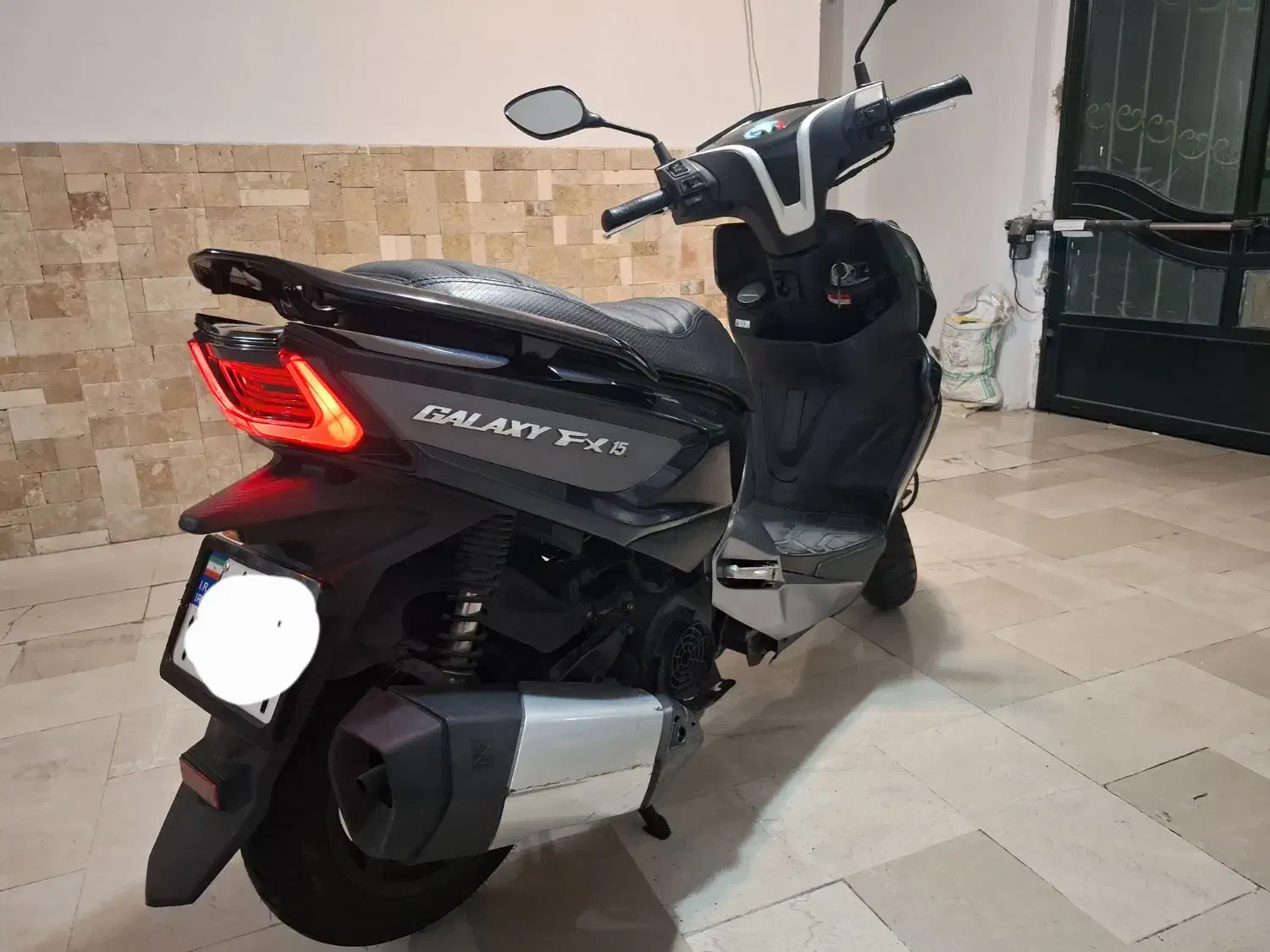 لاکی ۱۵۰ fx 150|موتورسیکلت|تهران, جنت‌آباد جنوبی|دیوار