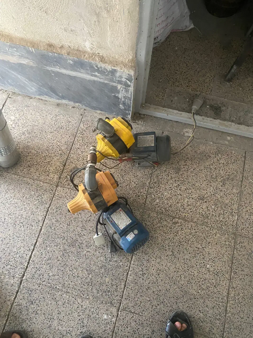 دو عدد پمپ آب بفرش میرسد|ابزارآلات|شوشتر, |دیوار