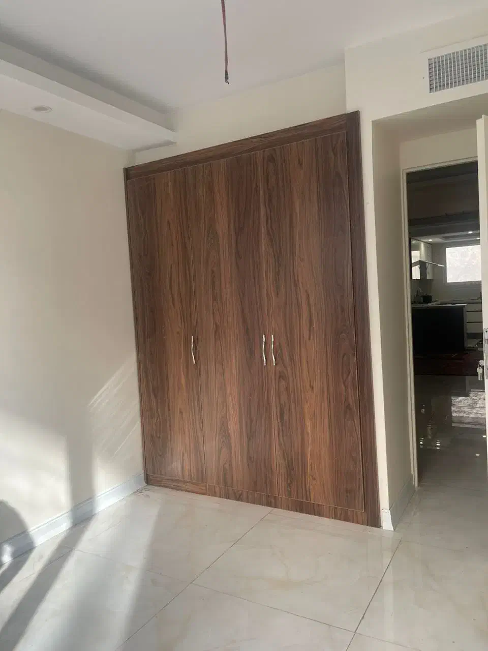 ۴طبقه ۷۲متری نوساز آذربایجان (آزادی)