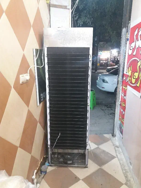 یخچال ایستاده|فروشگاه و مغازه|بروجرد, |دیوار