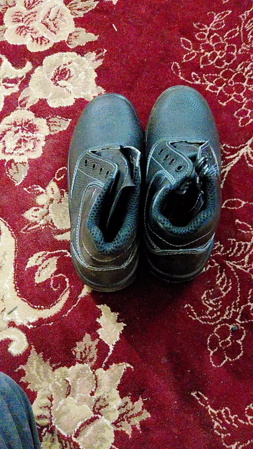 کفش کار|کیف، کفش، کمربند|یزد, |دیوار