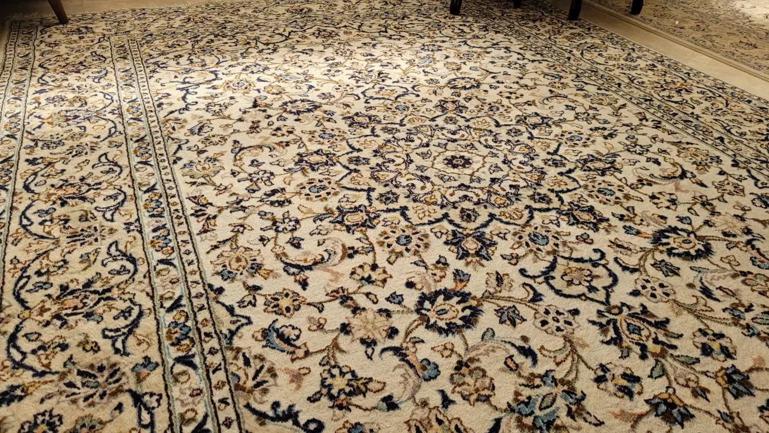 فرش دستباف اردکان|فرش|یزد, |دیوار