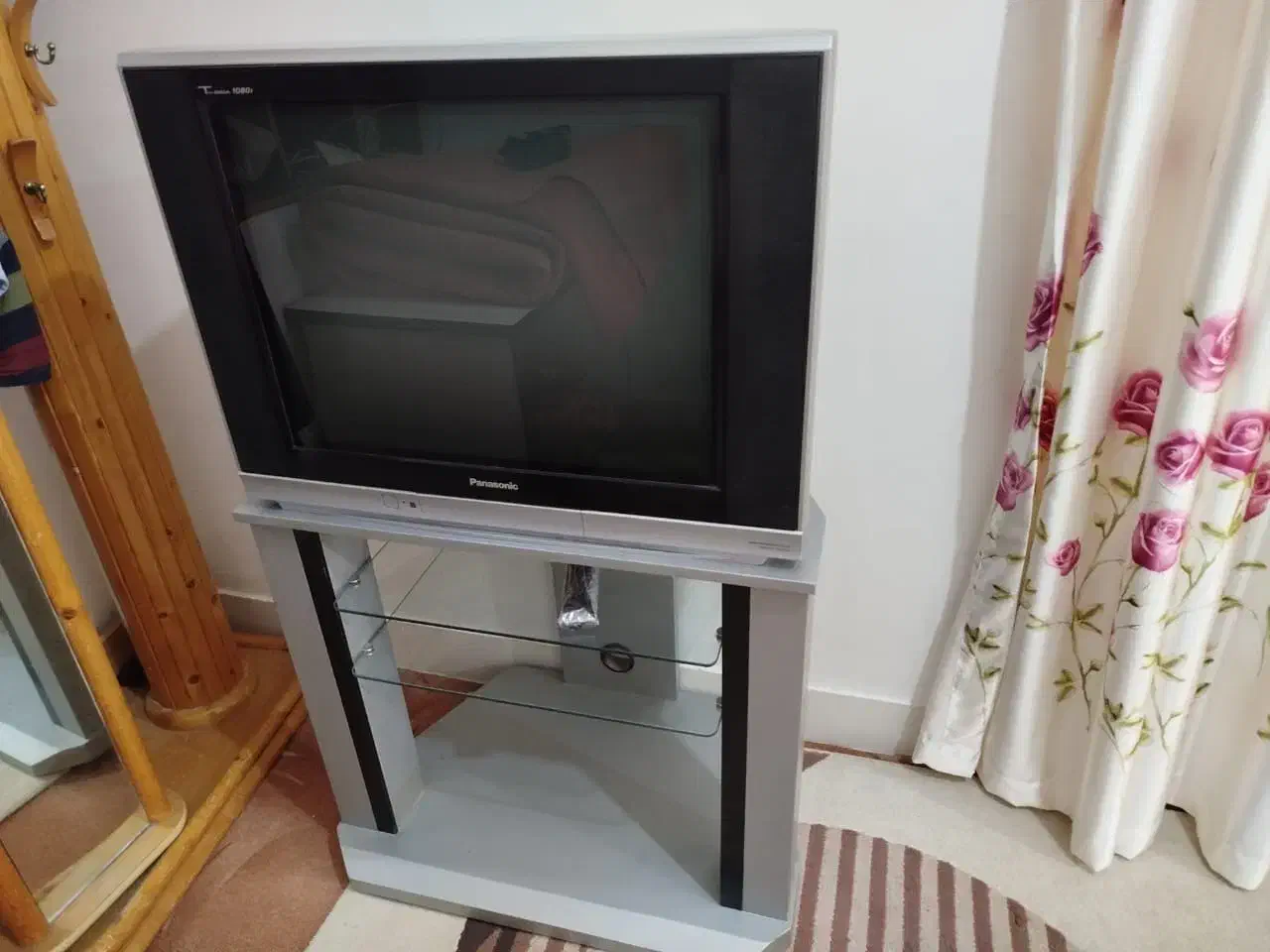 تلویزیون ۲۹ اینچ پاناسونیک|تلویزیون و پروژکتور|سپیدان, |دیوار