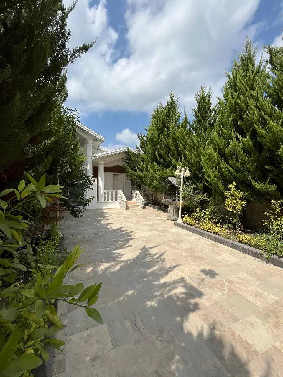 نیم پیلوت۲۴۰متری باغی،خوش ساخت و دلی،فول مشجر|فروش خانه و ویلا|تهران, افسریه جنوبی|دیوار