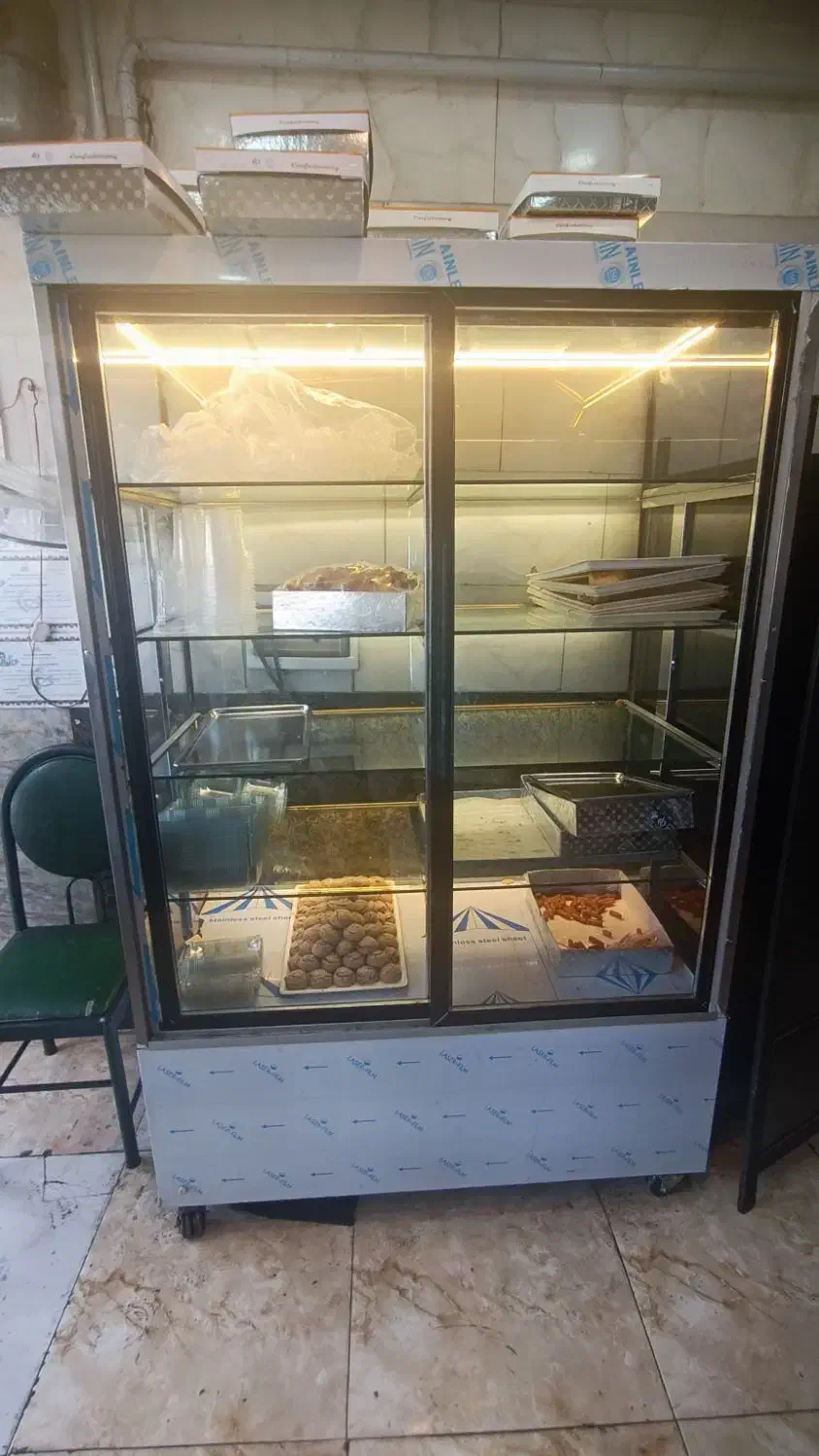 ویترین شیرینی|فروشگاه و مغازه|ورامین, ورامین|دیوار