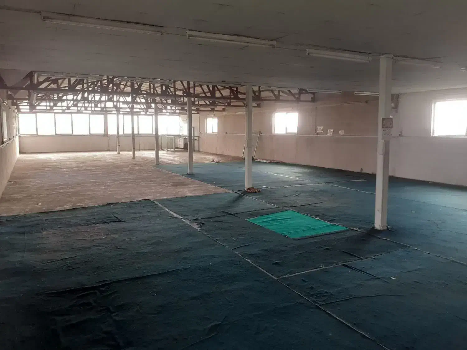 700متر سوله در دوطبقه با واحد اداری|فروش دفتر صنعتی، کشاورزی، تجاری|زرگرشهر, |دیوار