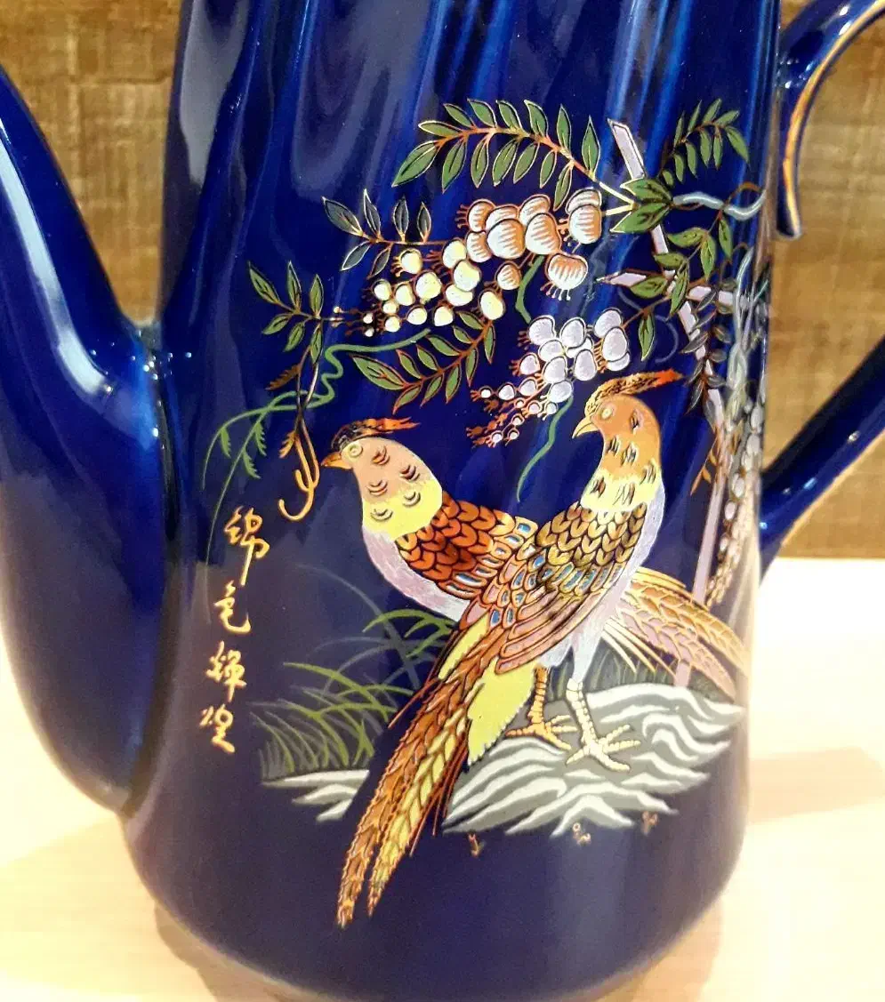 ظرف قلم آبی و سورمه ای|ظروف سرو و پذیرایی|رشت, خبرنگار|دیوار