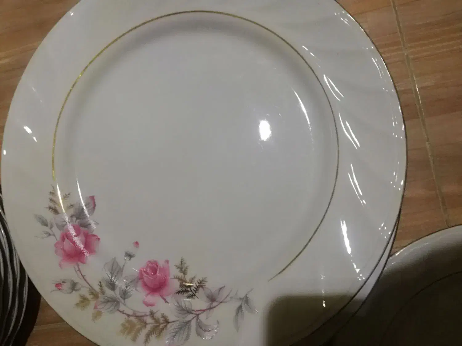 چینی|ظروف سرو و پذیرایی|همدان, |دیوار