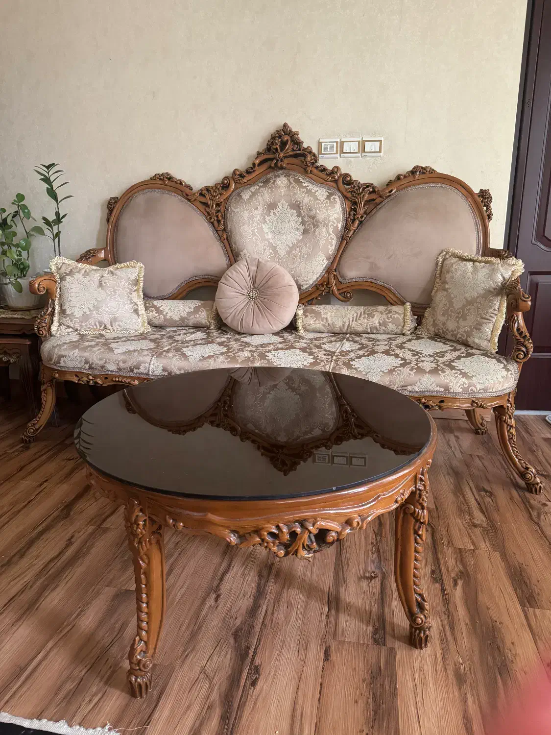 مبلمان راحتی و کلاسیک|مبلمان خانگی و میز عسلی|آمل, |دیوار