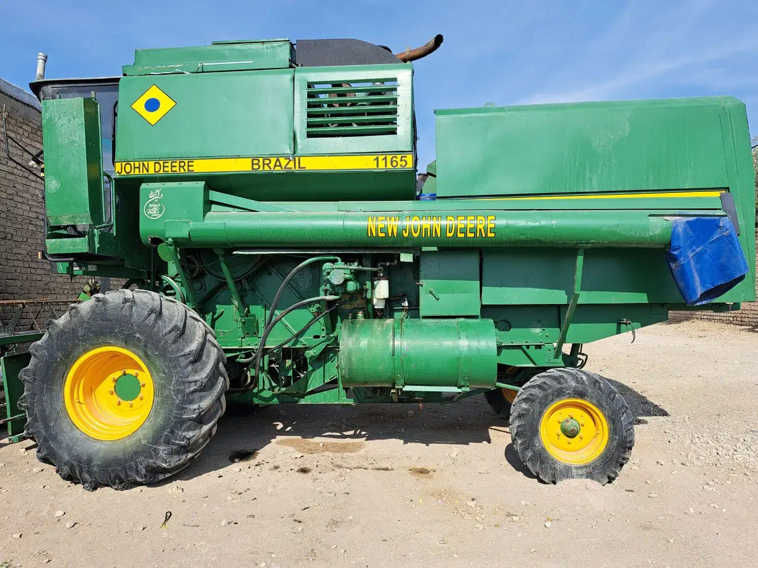 کمباین ۱۱۶۵|خودرو سنگین|مرودشت, زنگی آباد|دیوار