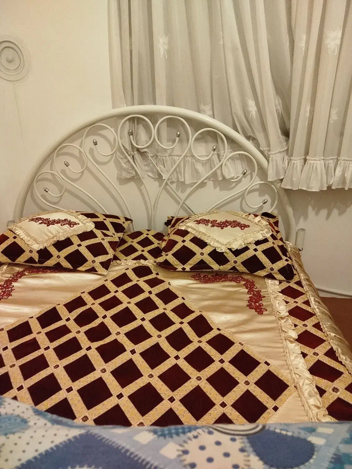 تخت خواب 2نفره فلزی|تخت و سرویس خواب|اردبیل, |دیوار