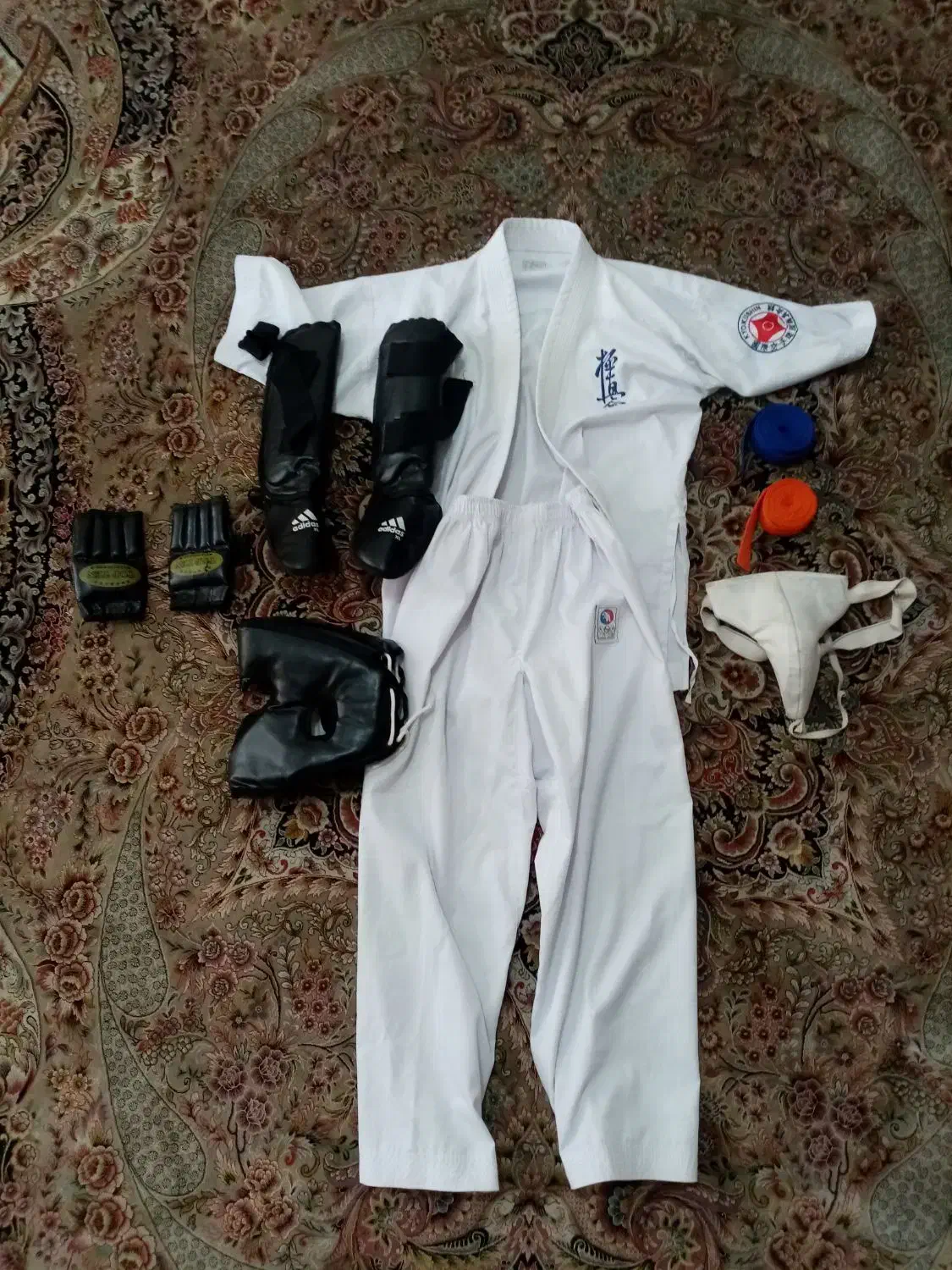 کاراته|تجهیزات ورزشی|شیراز, کوشک میدان|دیوار