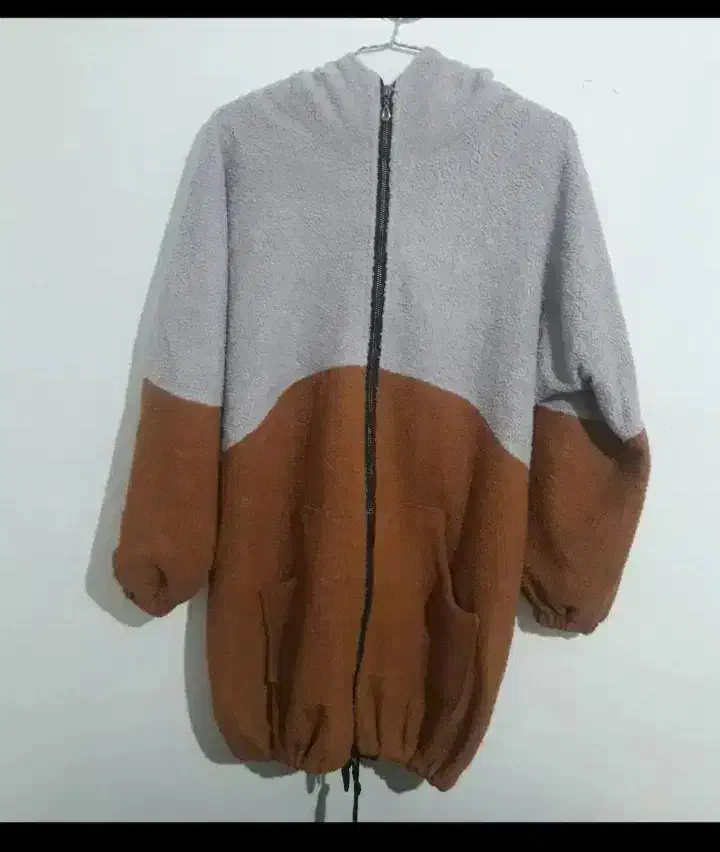 تدی گرم|لباس|شیروان (خراسان), |دیوار