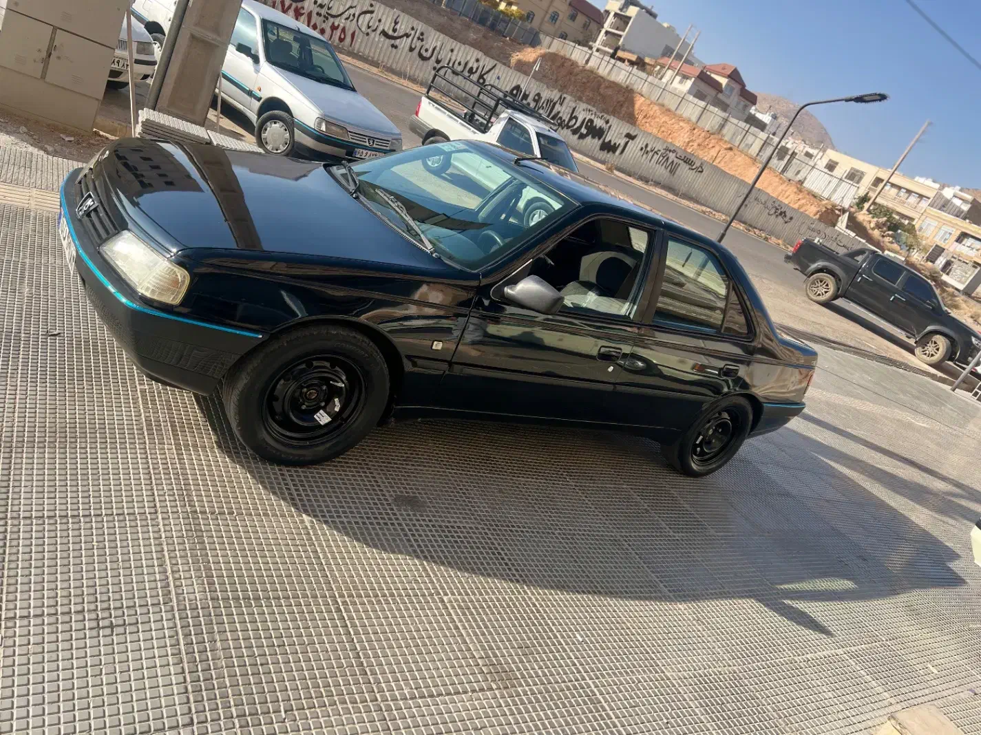 ۴۰۵ عروسک نقد اقساط|خودرو سواری و وانت|صدرا-فارس, فاز ۱|دیوار