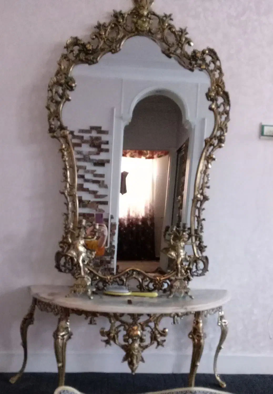 آینه و شمعدان برنز|آینه|باقرشهر, |دیوار