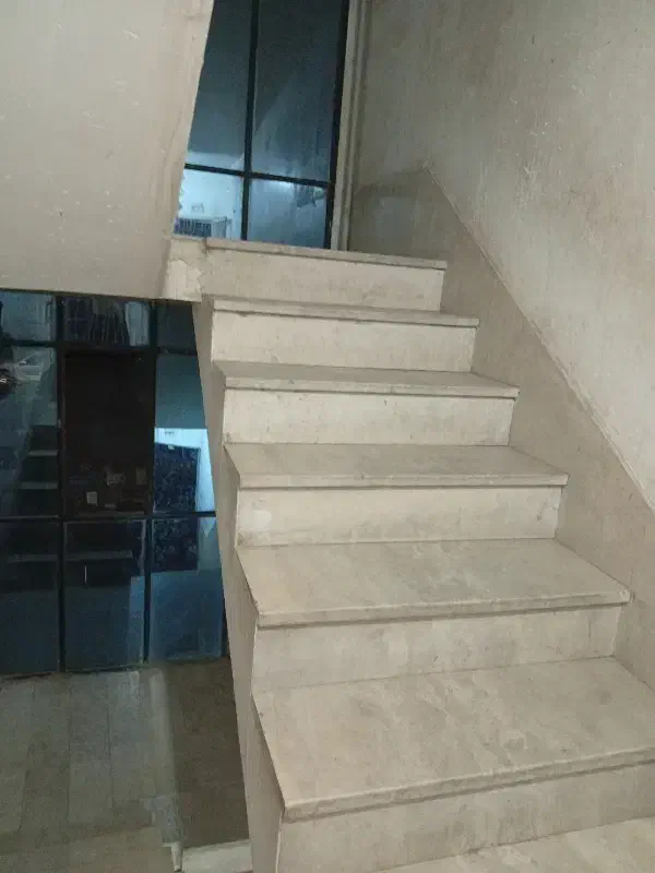 نظافت راه پله|خدمات نظافت|اندیشه, اندیشه فاز ۴|دیوار