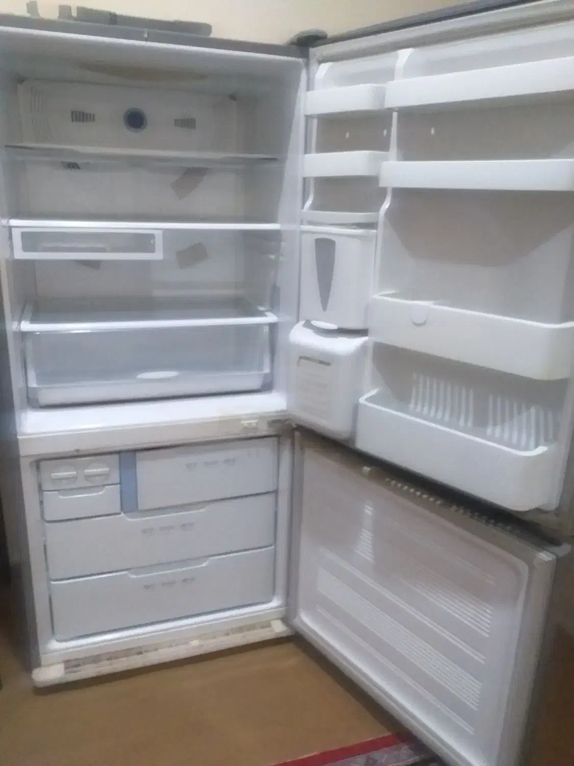 یخچال فریزر اسنوا در حد نو|یخچال و فریزر|شهرضا, |دیوار