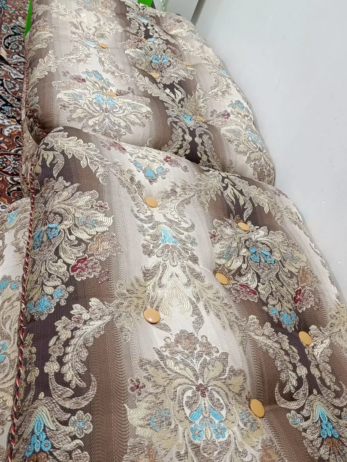 پشتی سنتی|پشتی|برخوار, |دیوار