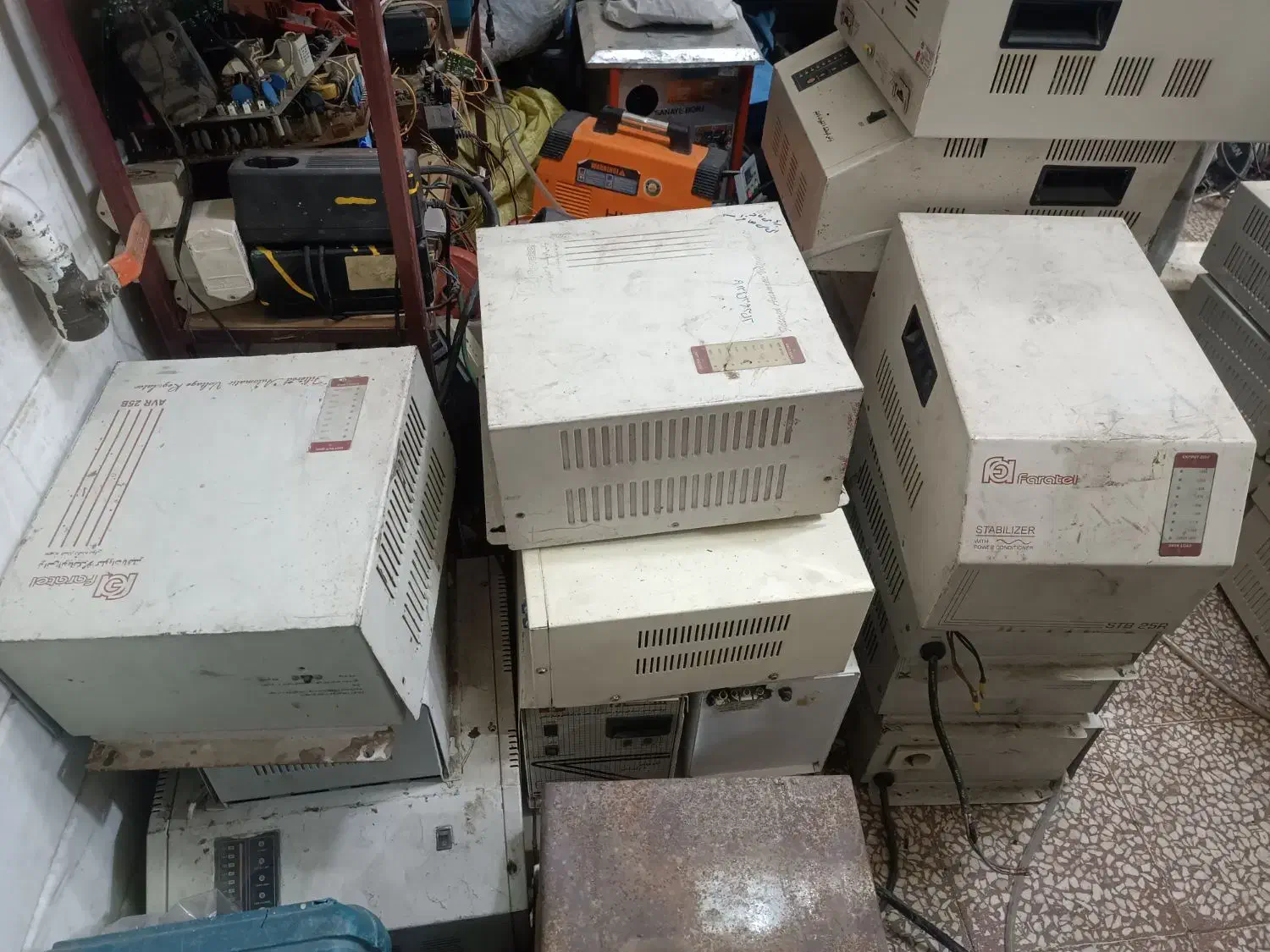 استابلایزر خانگی و صنعتی|قطعات و لوازم جانبی رایانه|قم, شاه ابراهیم|دیوار