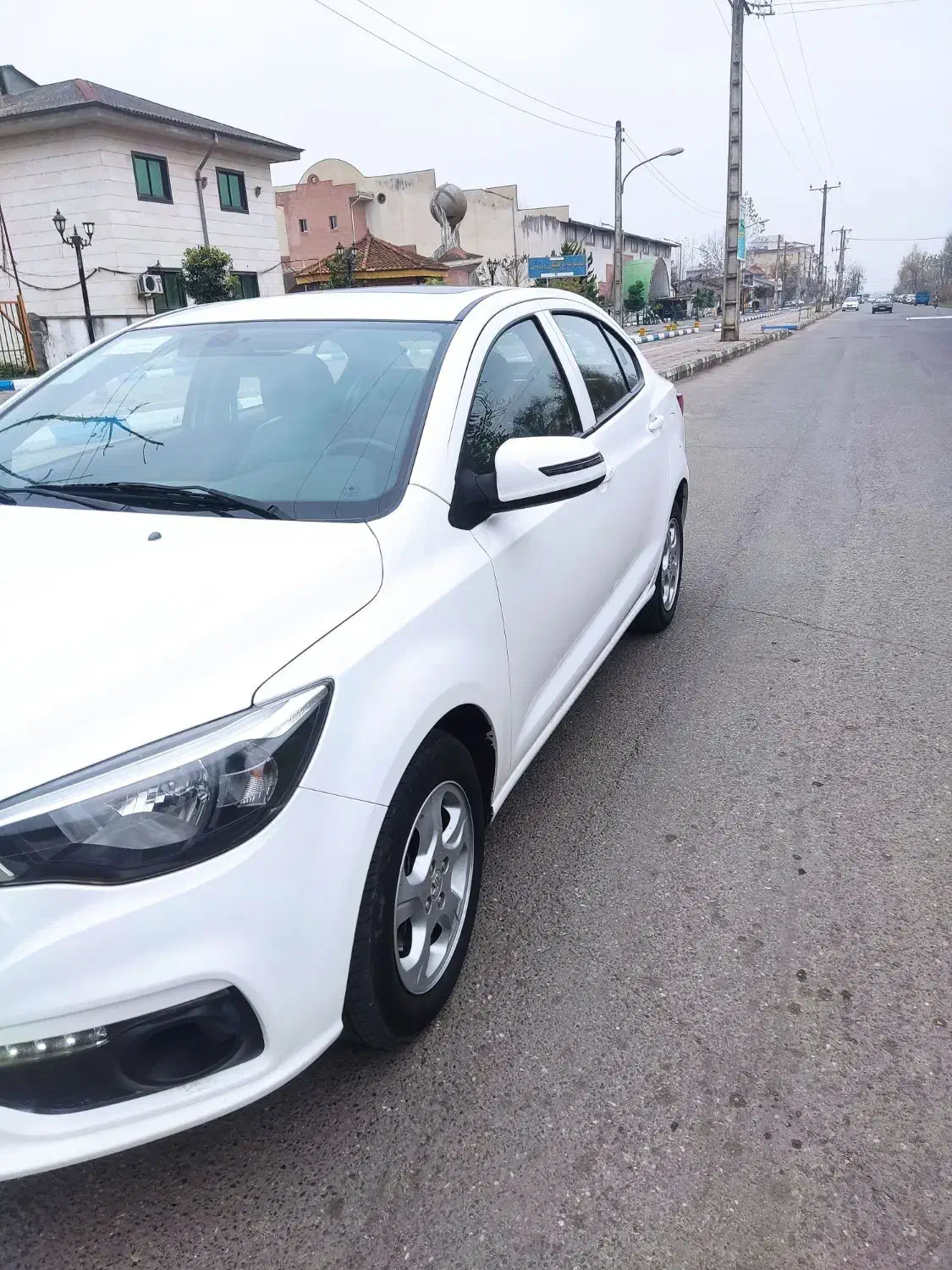 شاهین مدل 1400سانروف دار|خودرو سواری و وانت|رشت, ولکس|دیوار