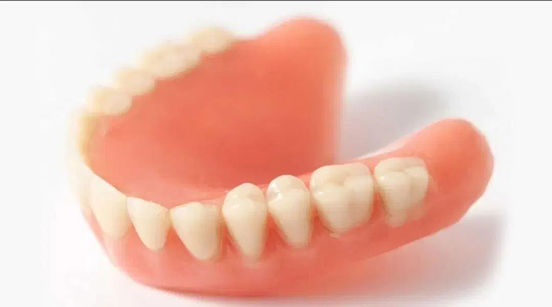 دندان مصنوعی|آرایشی، بهداشتی، درمانی|جلفا, |دیوار