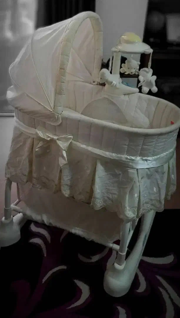 تخت کنار مادر|تخت و صندلی بچه|فردیس, سرحد آباد|دیوار