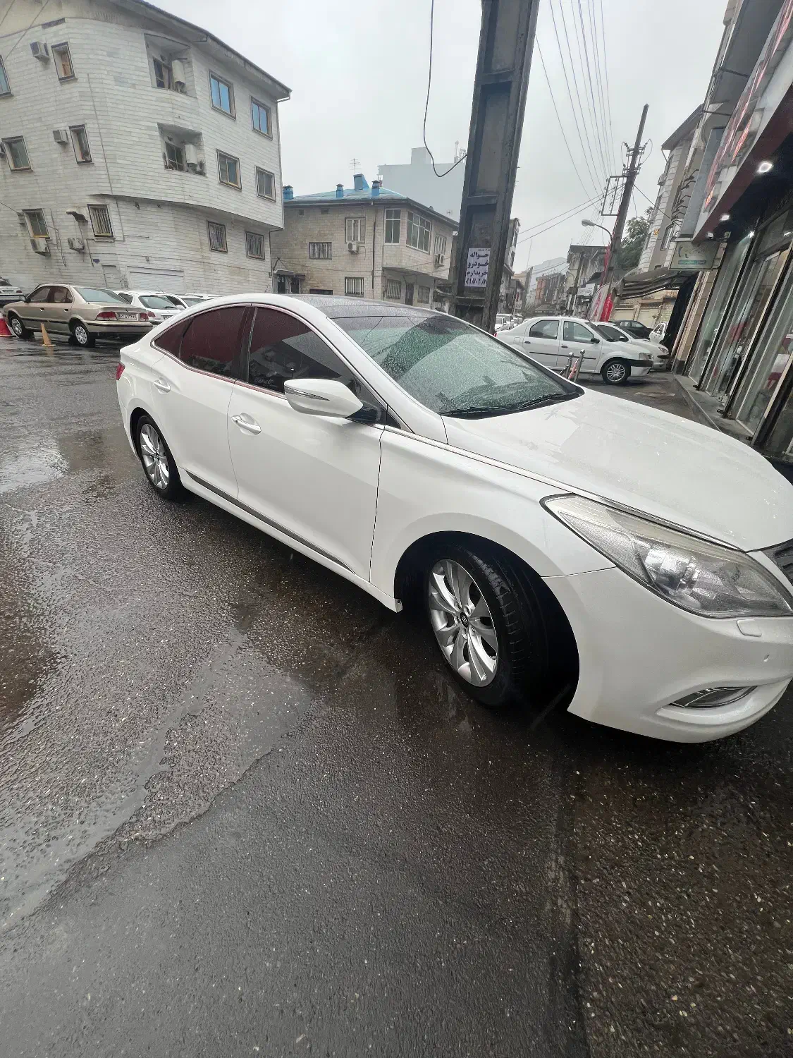 ازرا گرنجور ۲۰۱۵|خودرو سواری و وانت|رشت, چله خانه|دیوار