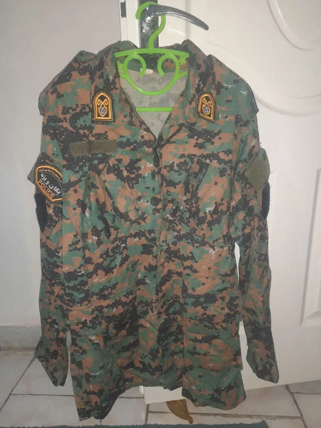 فروش لباس نظامی دوتا کلاه|لباس|همدان, |دیوار