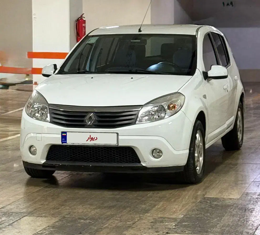 رنوساندرو اتومات سال ۹۵ بی رنگ|خودرو سواری و وانت|آمل, |دیوار