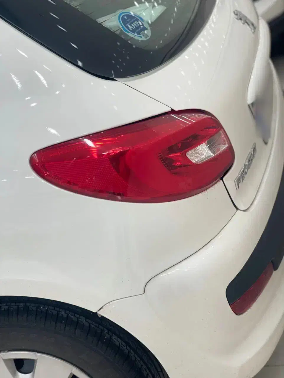 207تیوفایو|خودرو سواری و وانت|کاشمر, |دیوار