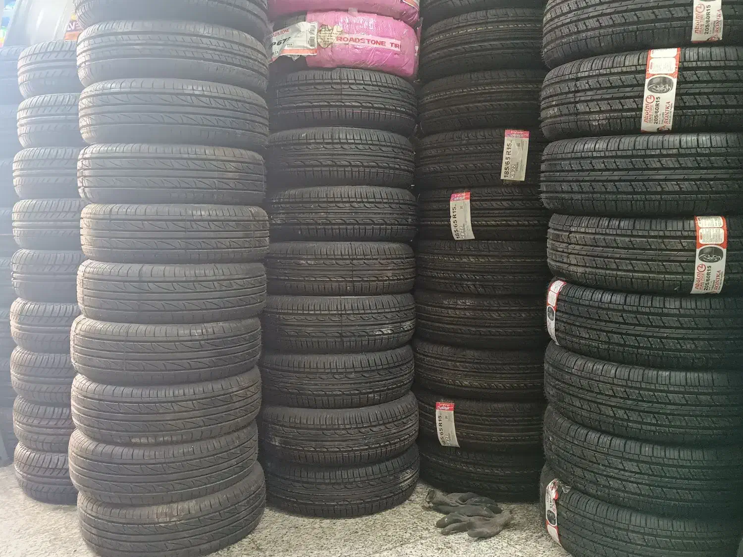 کار در تعویض لاستیک سواری|استخدام صنعتی، فنی، مهندسی|قم, زند آباد|دیوار