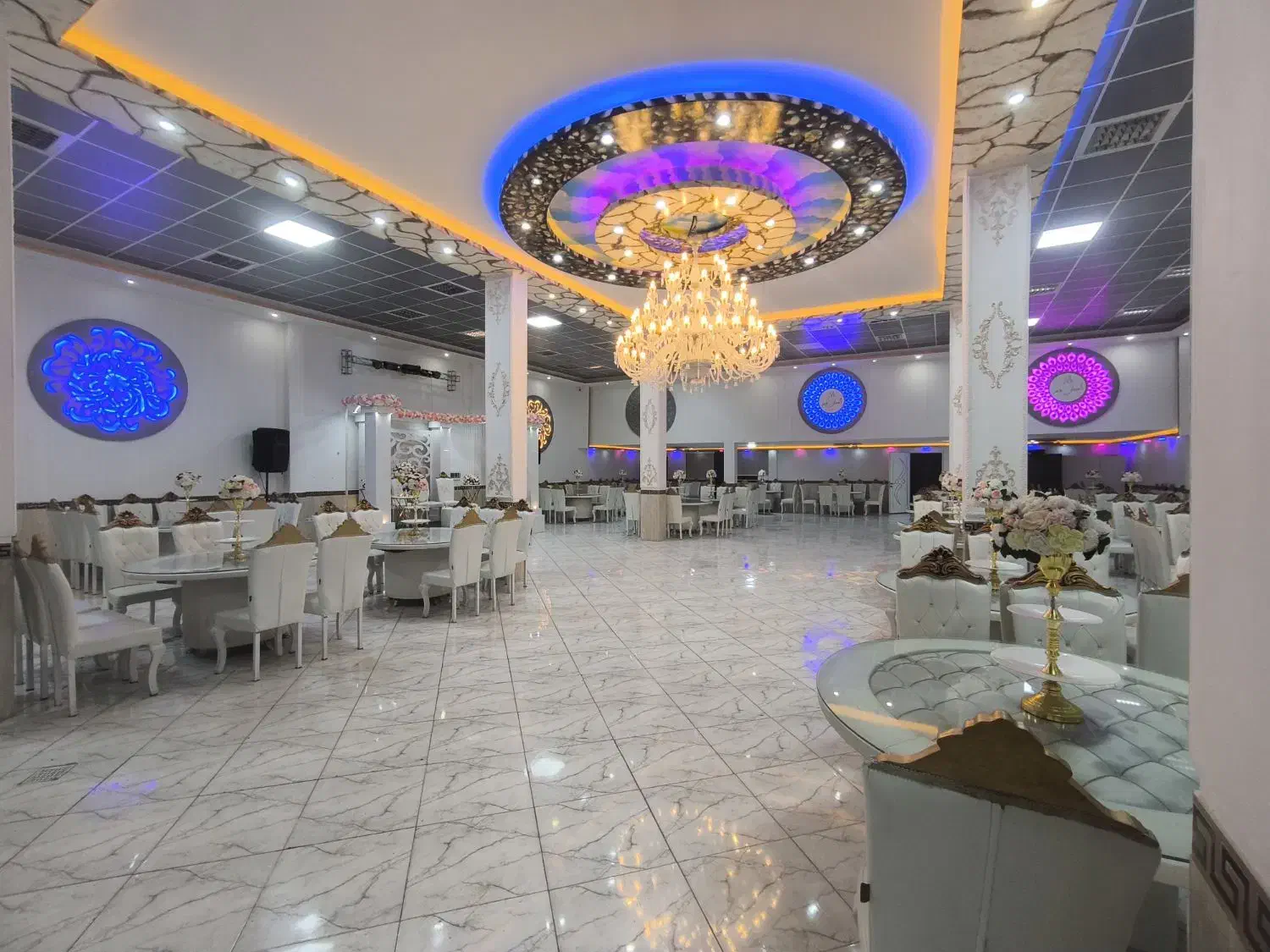 برگزاری کلیه مراسمات عقد و عروسی|خدمات پذیرایی، مراسم|محمدشهر, محمدشهر|دیوار