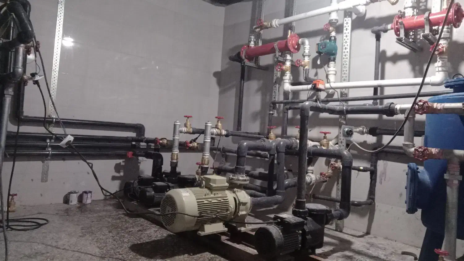 لوله‌کشی و نصب پمپ آب فوری شبانه روزی|خدمات پیشه و مهارت|تهران, دهم فروردین|دیوار