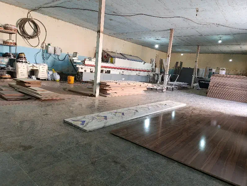 کارگر ساده یا نیمه ماهرنیازمندیم|استخدام صنعتی، فنی، مهندسی|ارومیه, |دیوار