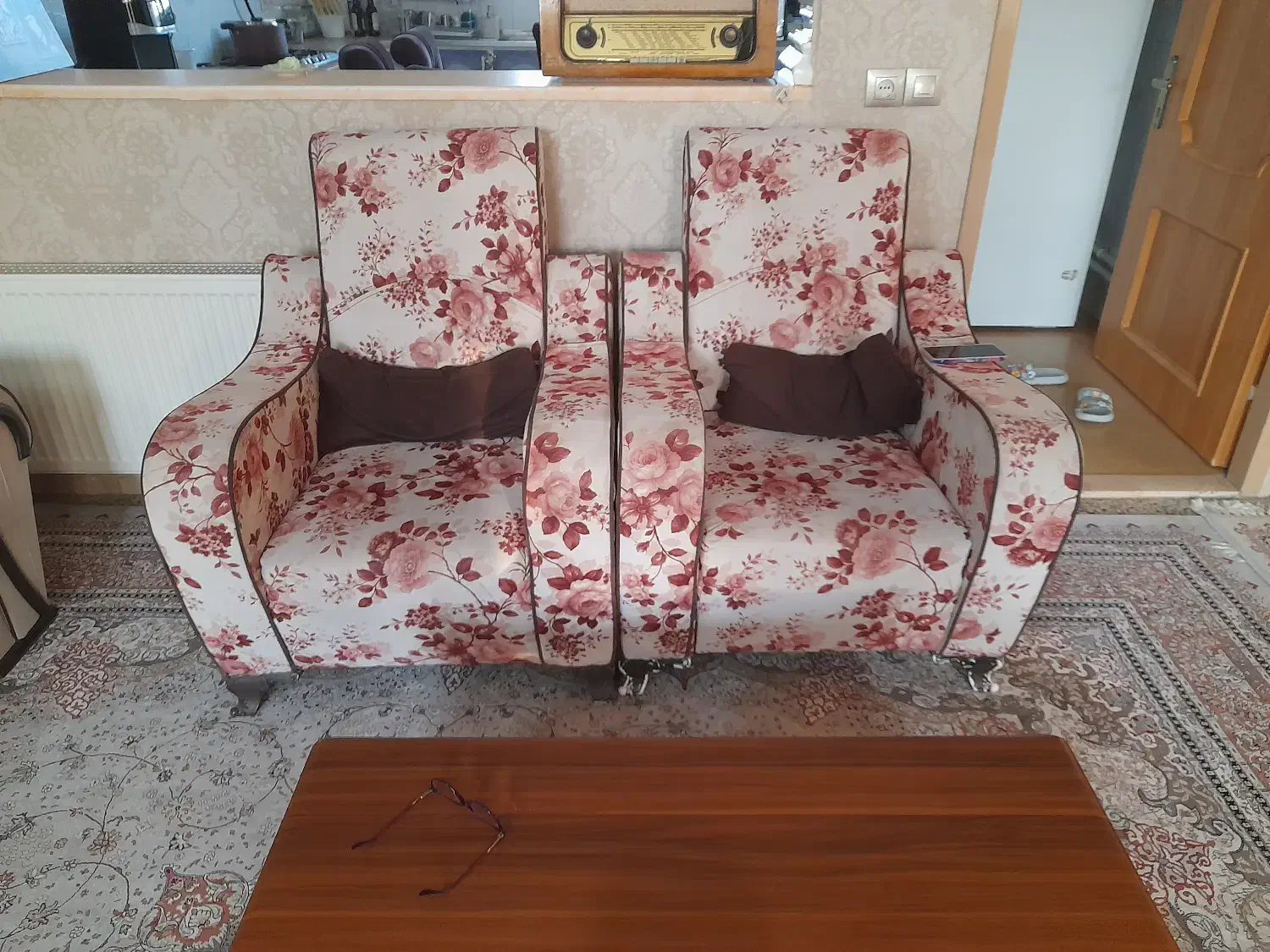 مبلمان|مبلمان خانگی و میز عسلی|آباده, |دیوار