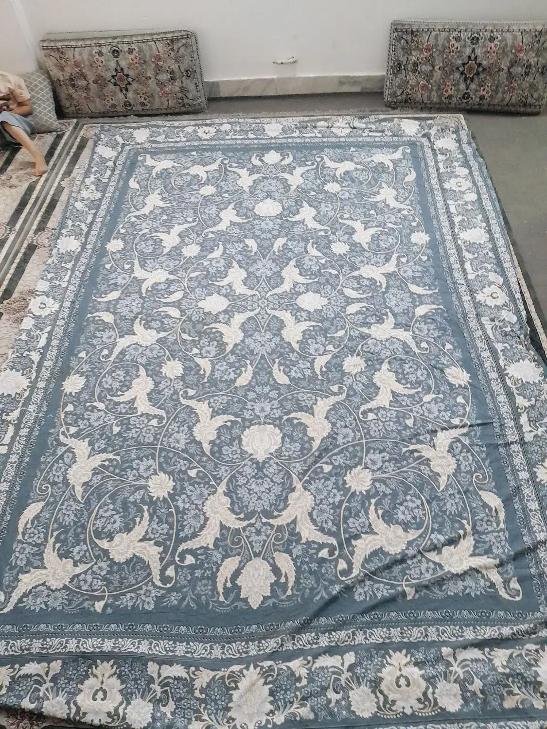 روفرشی|روفرشی|قم, نیروگاه|دیوار