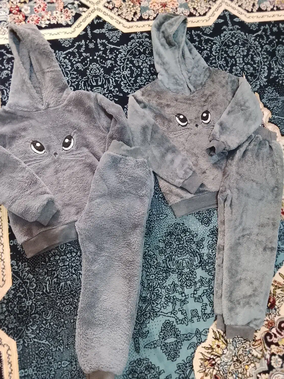 تعدادی لباس گرم بچگانه|کفش و لباس بچه|مشهد, نظام دوست|دیوار