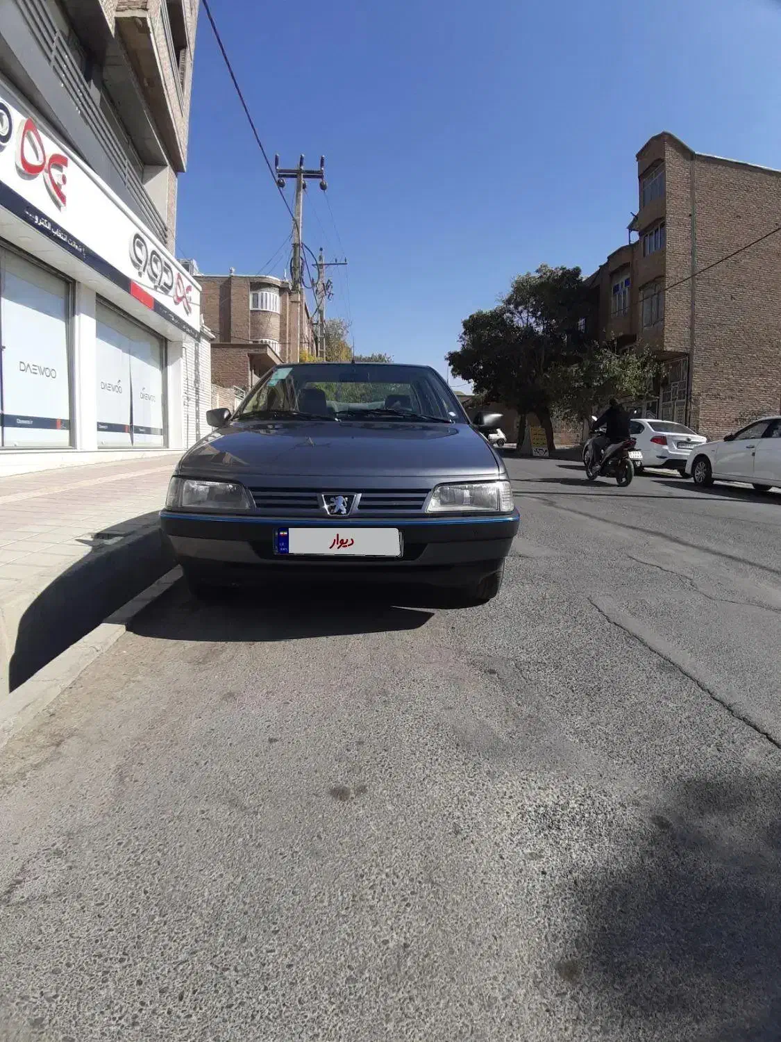 پژو 405 مدل ۲۲ اسفند96 دوگانه کارخانه بدون رنگ|خودرو سواری و وانت|شاهین دژ, |دیوار
