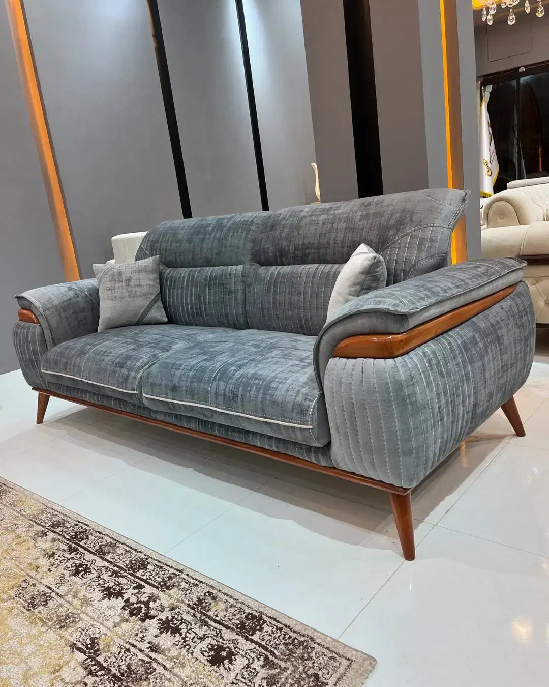 مبل هیمالیا، تنها تولیدی،چوب روسی،سلطان تولیدجنوب|مبلمان خانگی و میز عسلی|یاسوج, |دیوار