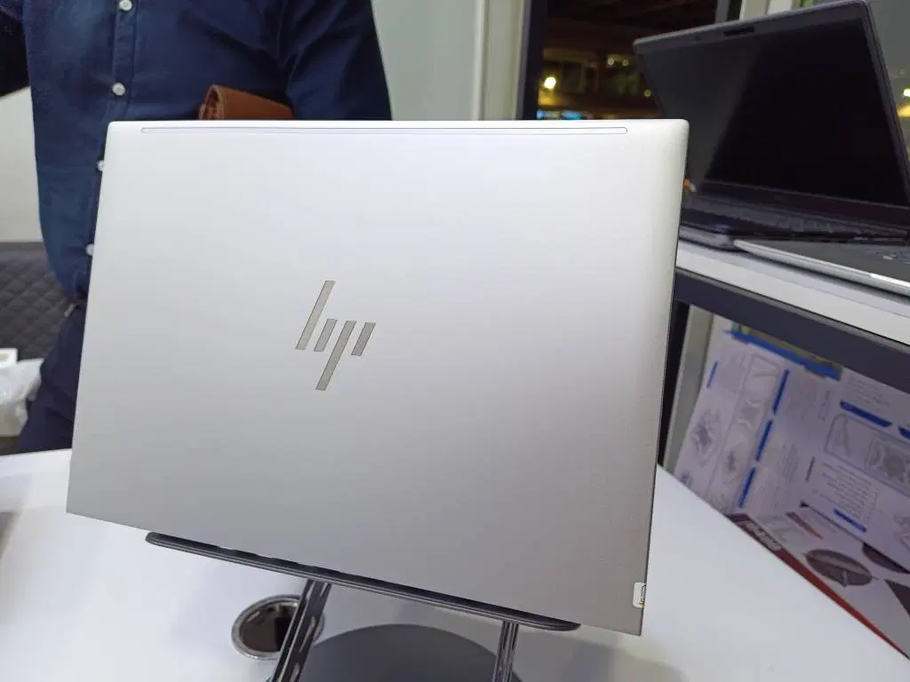 الایت بوک لمسیhp EliteBook 830 G9*|رایانه همراه|تهران, فلسطین (میدان انقلاب)|دیوار
