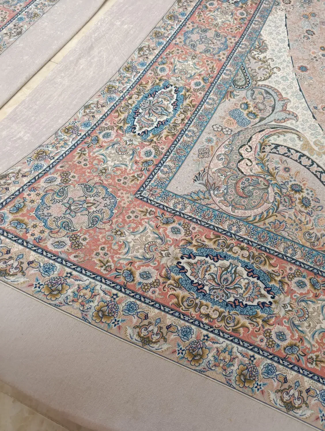 روفرشی رنگ‌ طوسی کش دار|روفرشی|ارومیه, |دیوار