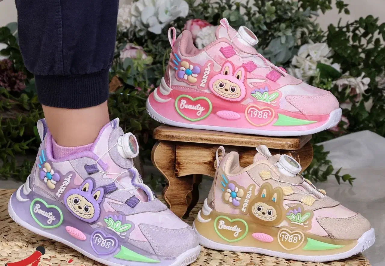 کفش بچگانه پت و مت|کیف، کفش، کمربند|مریوان, |دیوار