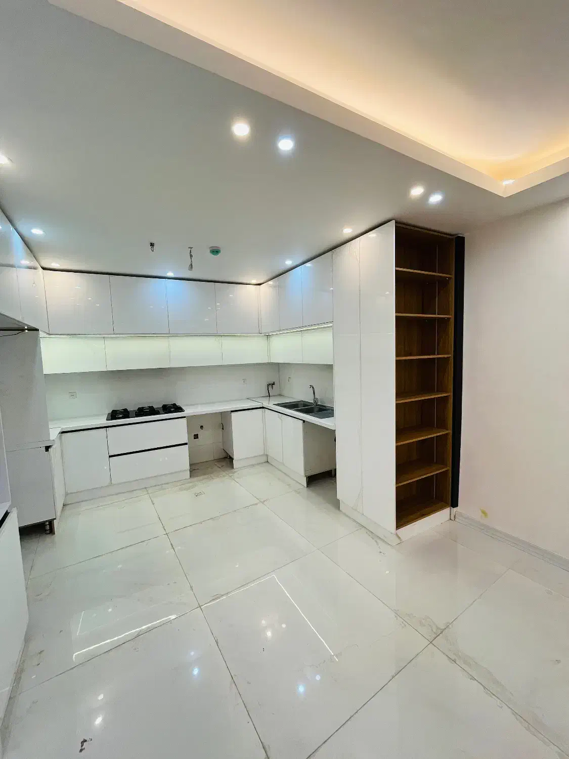 ۱۲۵متر/فول/خیابان دادگاه|اجارهٔ آپارتمان|ورامین, ورامین|دیوار