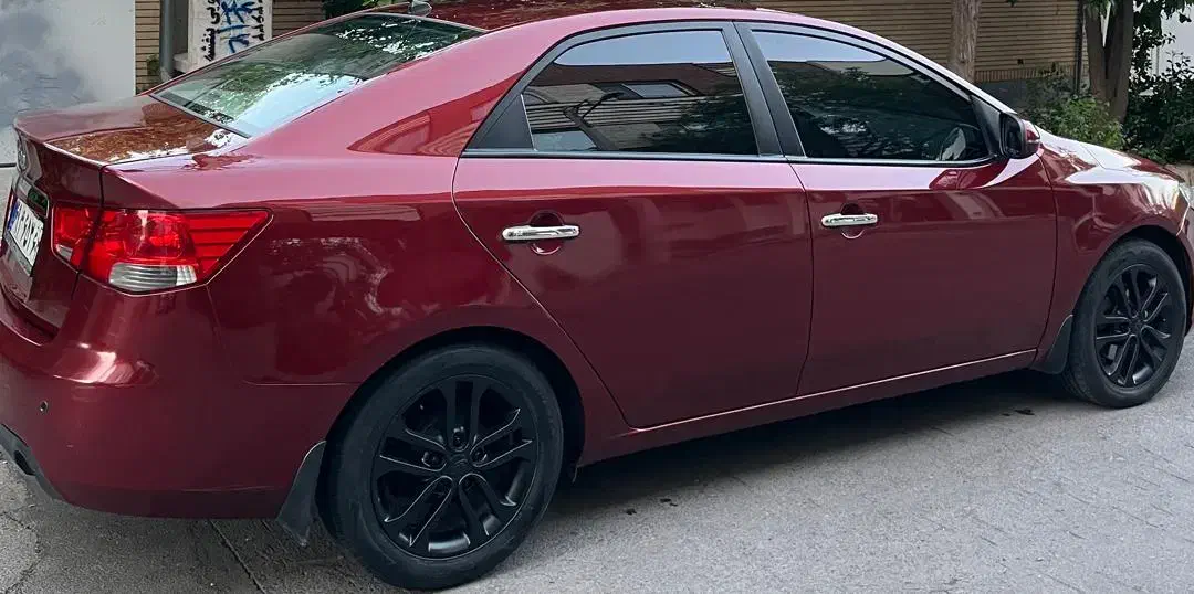 سپر جلو و عقب سراتو رنگ قرمز|قطعات یدکی و لوازم جانبی|شیراز, تاچارا|دیوار